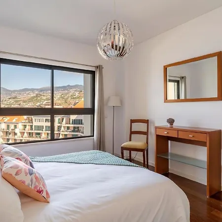 Apartment Ferienwohnung Fuer 2 Personen Ca 110 Qm In So Martinho, Madeira Und Umgebung Funchal (Madeira)